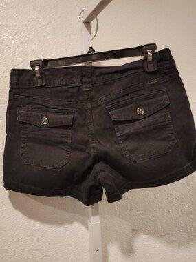 Unionbay Junior's Delaney Stretch Twill Utility Shorts Size 9 Black